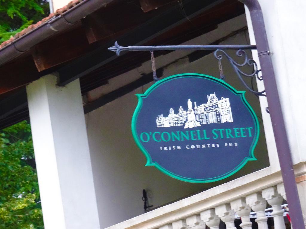 피아나 크릭시아 La Celestina B&B 외부 사진
